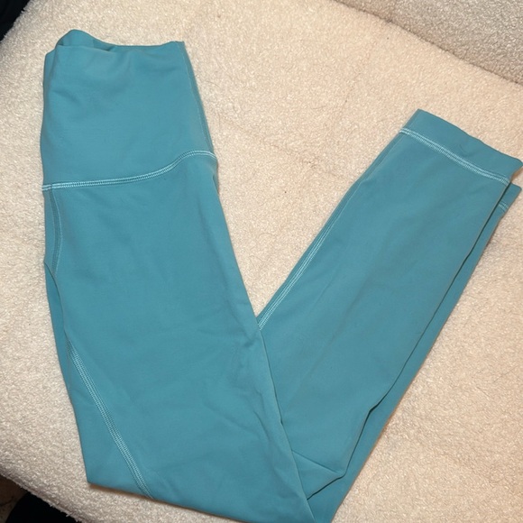 Lululemon Wunder Train High-Rise Crop 23"
Tidal Teal - Picture 2 of 7